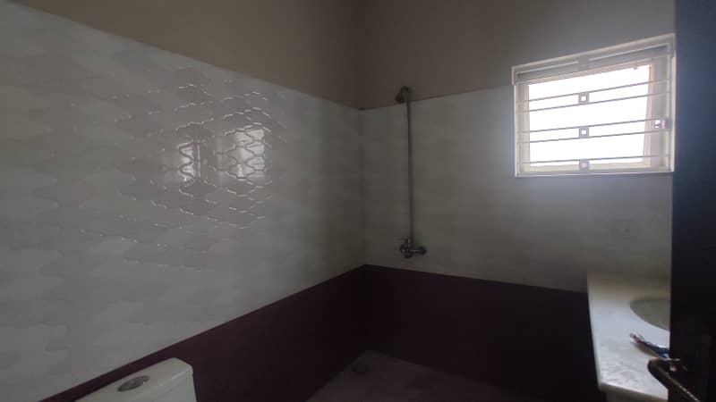 1 Kanal Upper Portion Available For Rent In HBFC 15