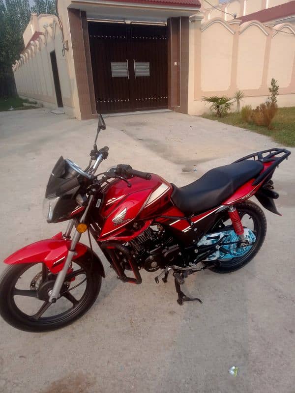 Honda CB 150F 2