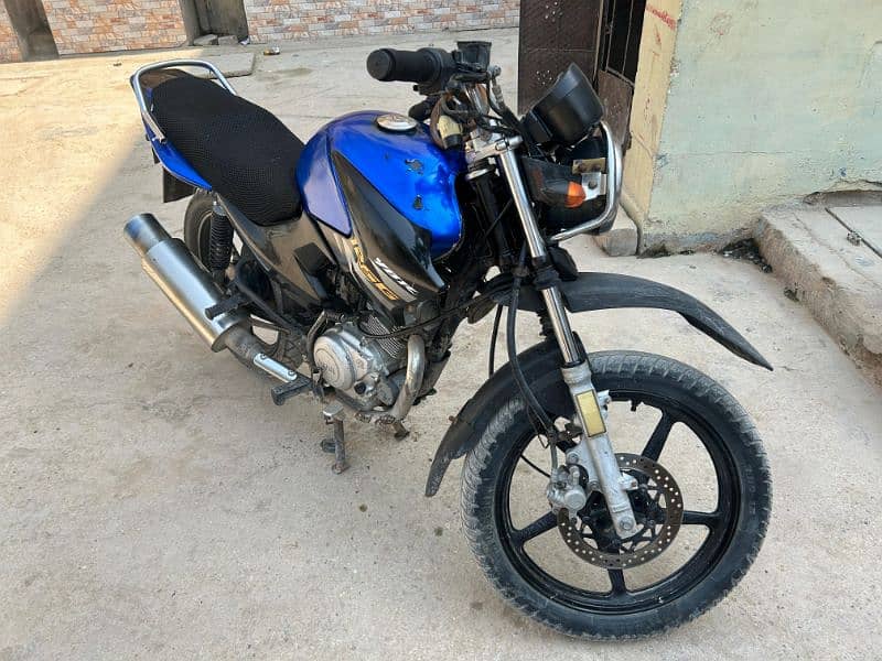 Yamaha YBR 125G 2017 7