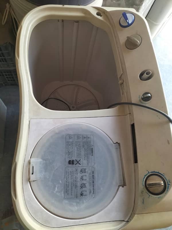 Haier Washing & Dryer 1