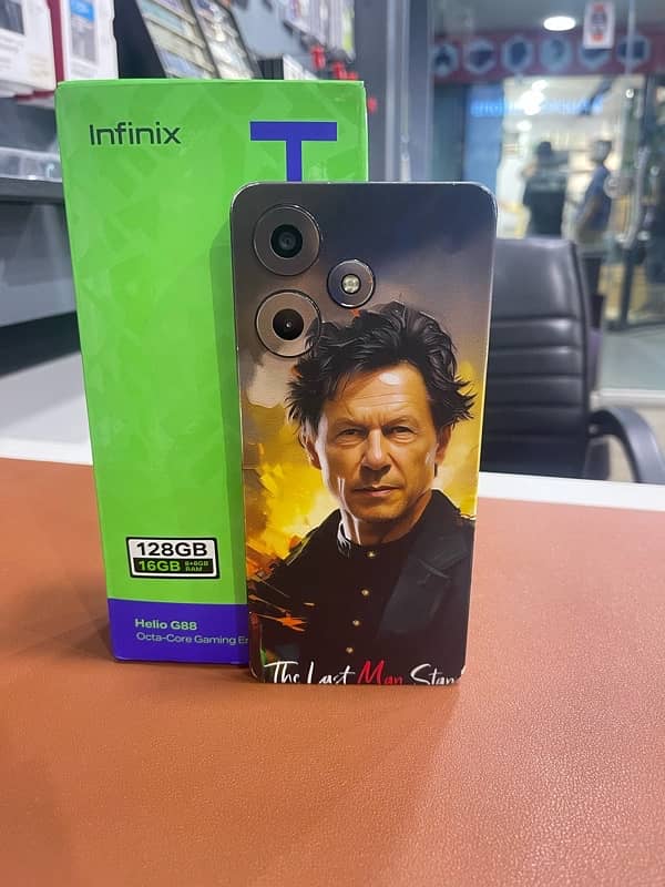 Infinix Hot 30 16/128GB PTA APPROVED BLACK 2