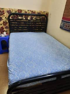 king size bed with mattress 0