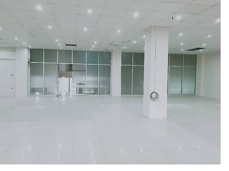 Office For Rent 3000 Square Feet Office Very Low Rent Real Pictures Main Boulevard Gulberg 3 Lahore 0