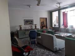 2 Kanal House For Sale on Prime Location 0