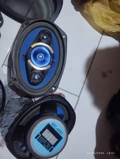 CAR SPEAKERs