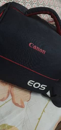 Cannon EOS 760D with kit