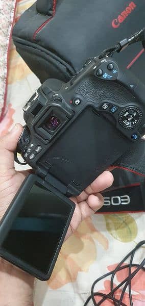 Cannon EOS 760D with kit 3