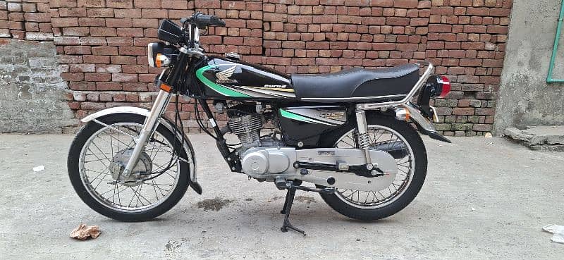 Honda CG 125 2014 1