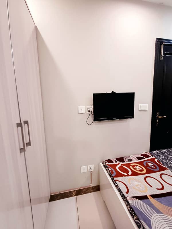 Independent Luxury Room available on daily basis 5