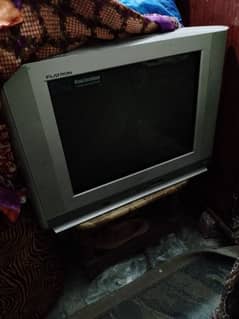 LG tv hai 21 inch  ka hai koi masla nai hai all ok