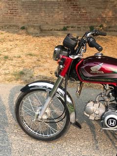 HONDA  CD 70 2022