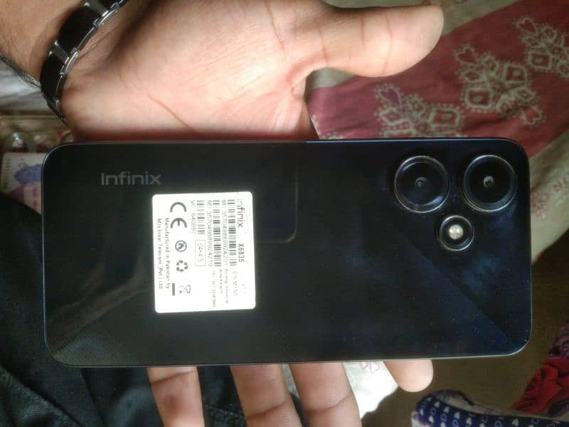 infinix Hot30play 4gb+64gb 10/10Conditin 0341-7576456 8