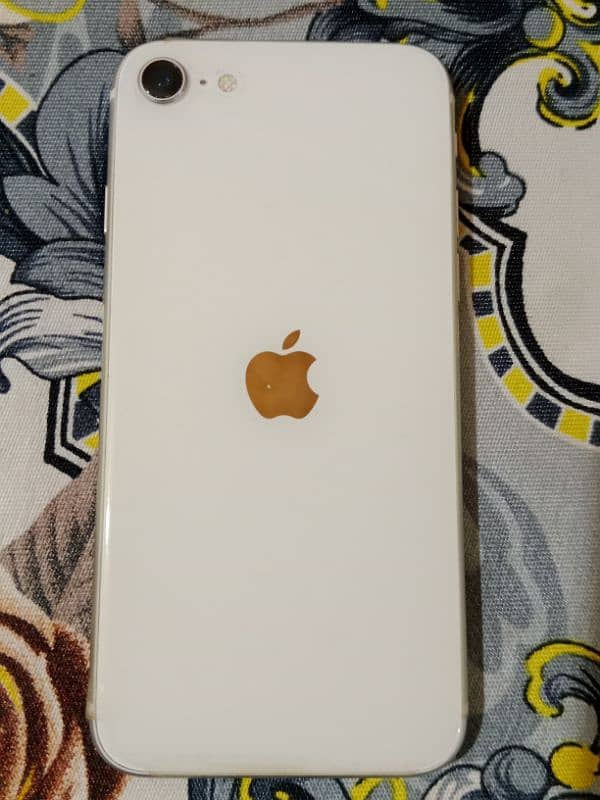 iphone SE 2020 white color 128gb Non pta 0