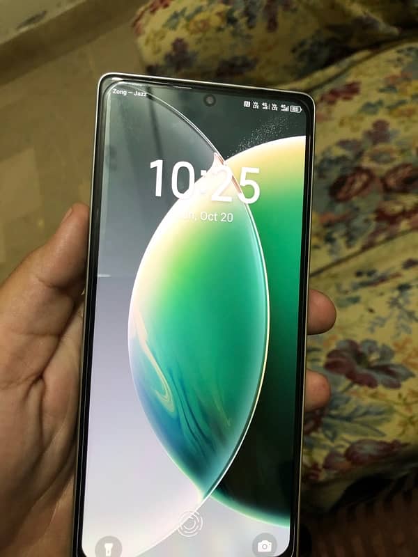 Tecno camon 30pro 5g. 10