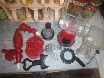 Meat chopper with all accessories 6