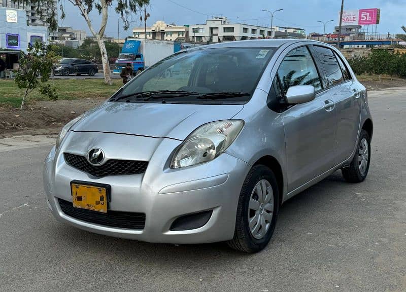 Toyota Vitz 2009 1