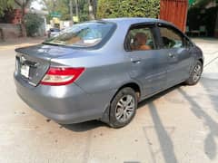 Honda City IDSI 2004 very good condition original document