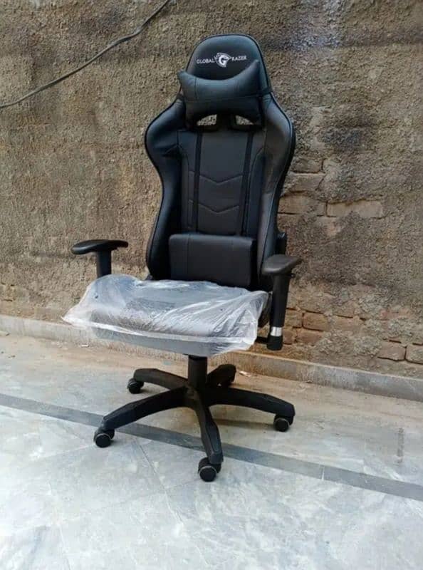 Gaming chair/computer chair 4