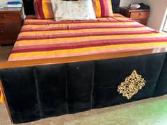 Bed set with Side tables