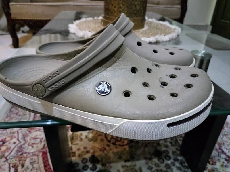 Crocs 4