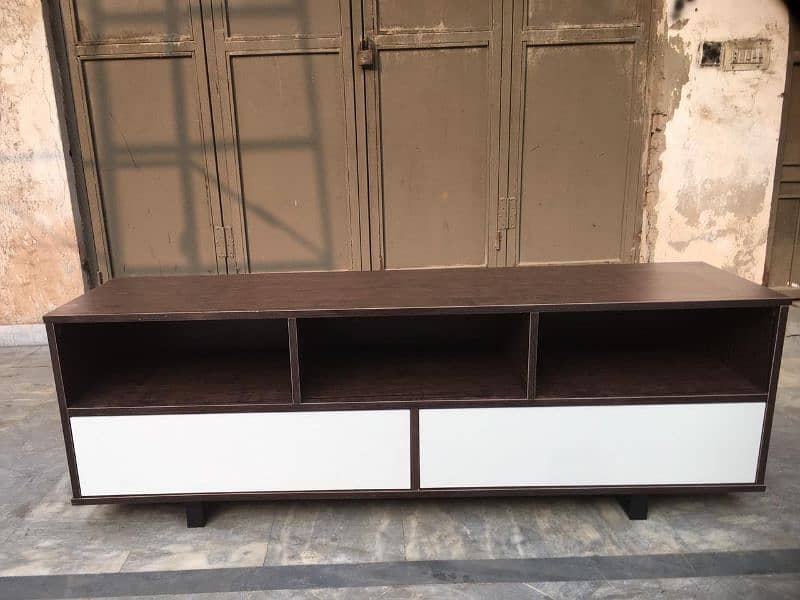 LED rack/tv console 17