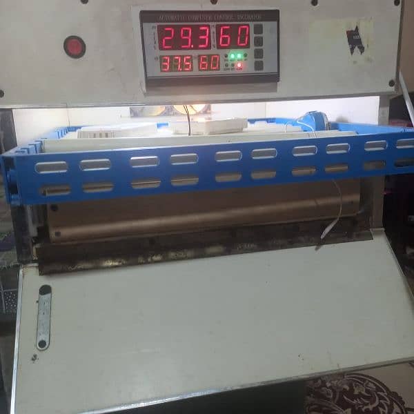 full automatic incubator 100+ eggs capacity 100% result ki guaranty ha 1