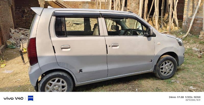 Suzuki Wagon R 2019 3