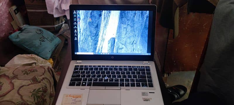 Laptop HP new condition 10by8.5 Ultra book i7 genration    03467158911 9