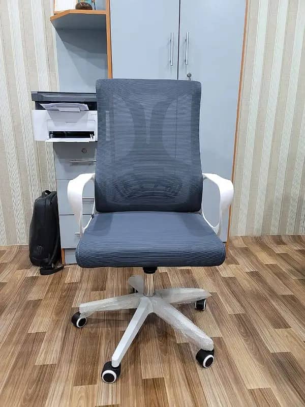 Chair / Executive chair / Office Chair / Chairs for sale in karachi 8