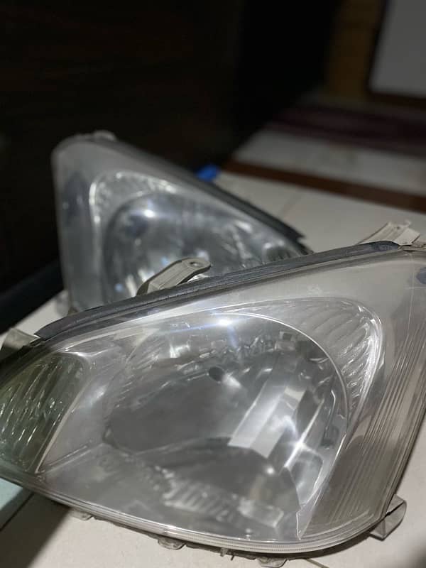 Toyota Premio headlights 1