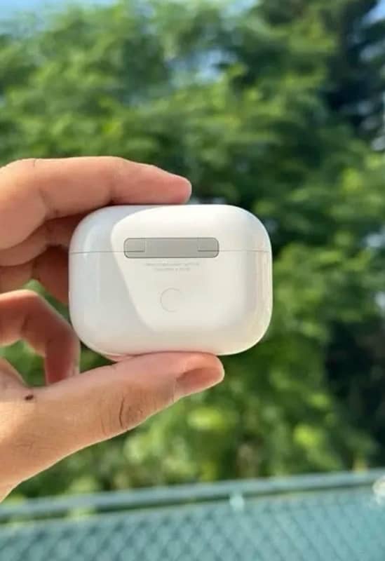 Apple AirPods Pro 2nd Generation 3