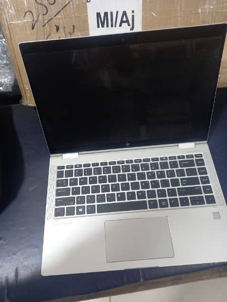 Laptop HP ELITEBOOK 1040 G6!! 360° touch 0