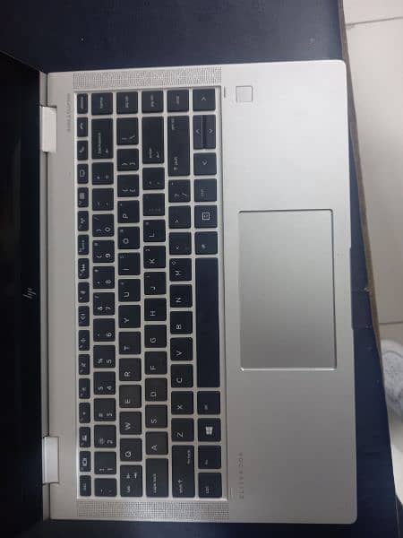 Laptop HP ELITEBOOK 1040 G6!! 360° touch 2