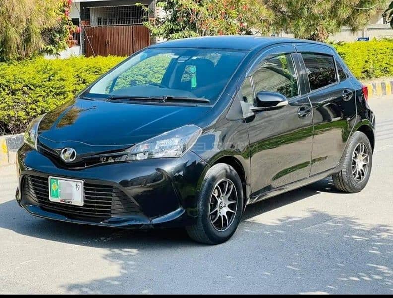 Toyota Vitz 2015 7