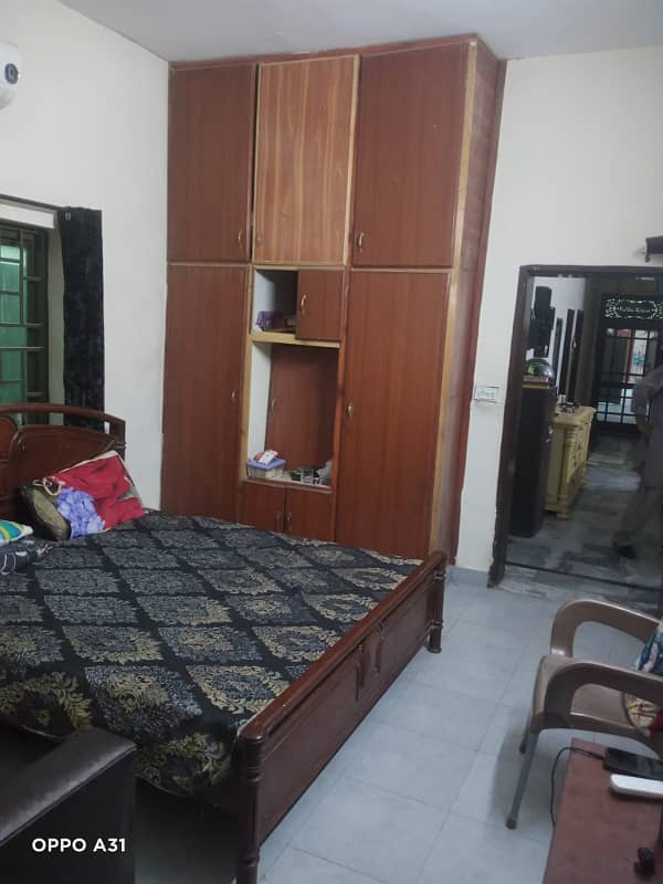 10 Marla ViP Lower portion urgent for rent in sabzazar 9