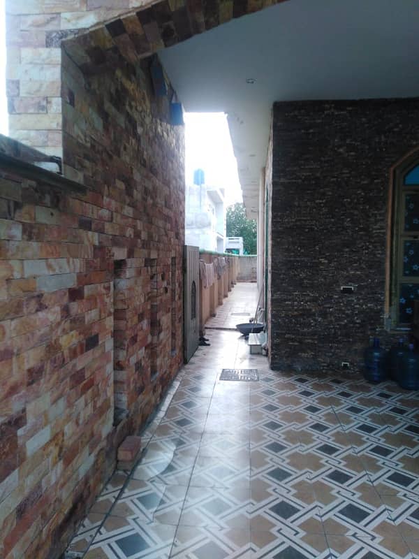 18 Marla Single Storey House For Sale With Gas 13