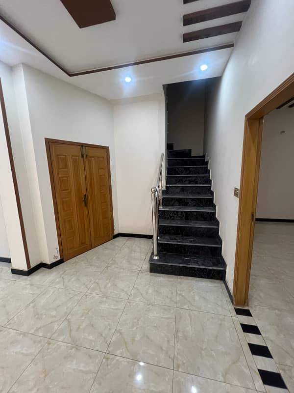 4 marla brand new spanish style house for sale walking distance from main canal road, Near Lahore medical housing scheme phase 1 main canal road Lahore 3