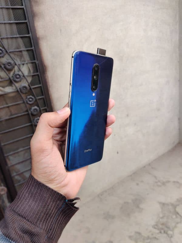 OnePlus 7 pro + charger finl pris 1