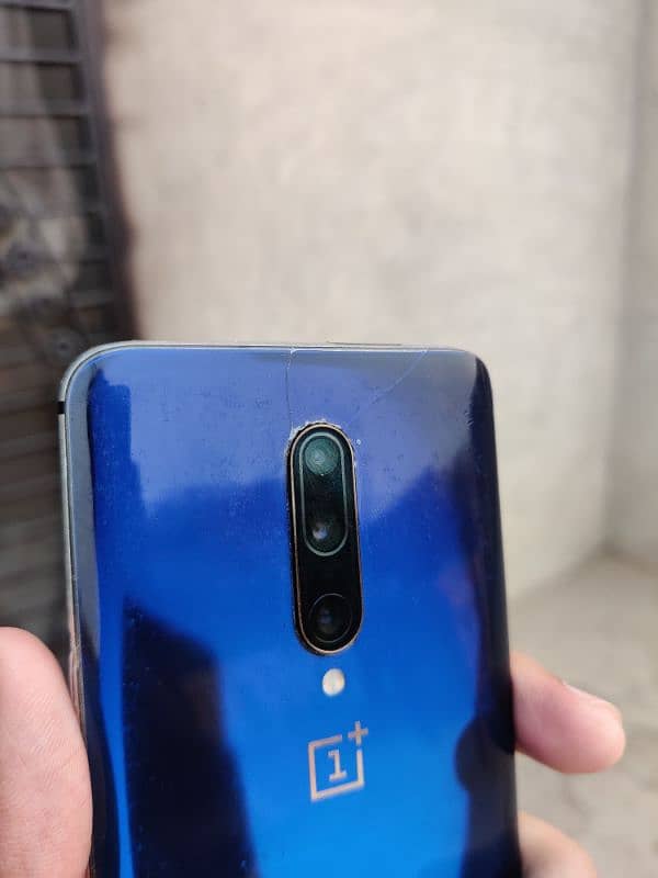 OnePlus 7 pro + charger finl pris 2