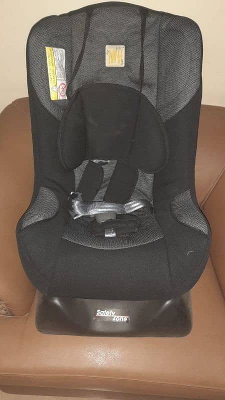 baby car seat, brand  IWH for kids only 0