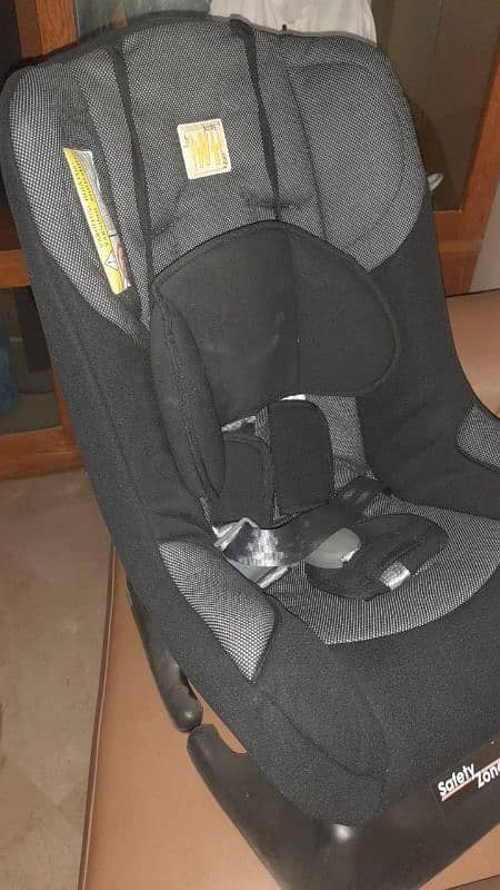 baby car seat, brand  IWH for kids only 4