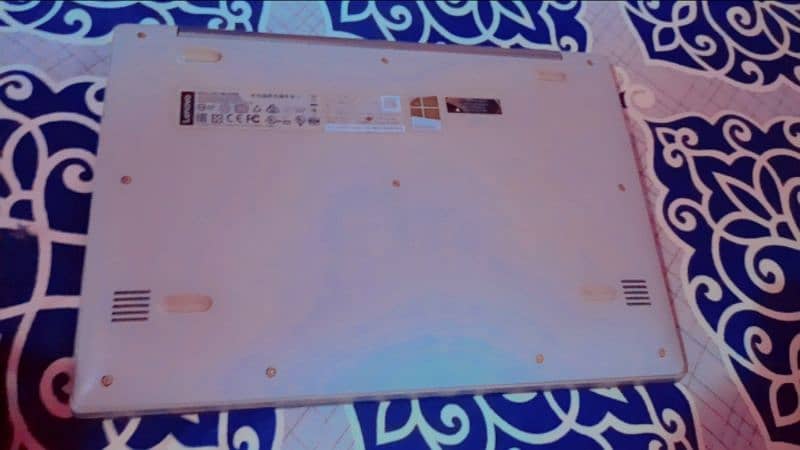 Lenovo laptop 3