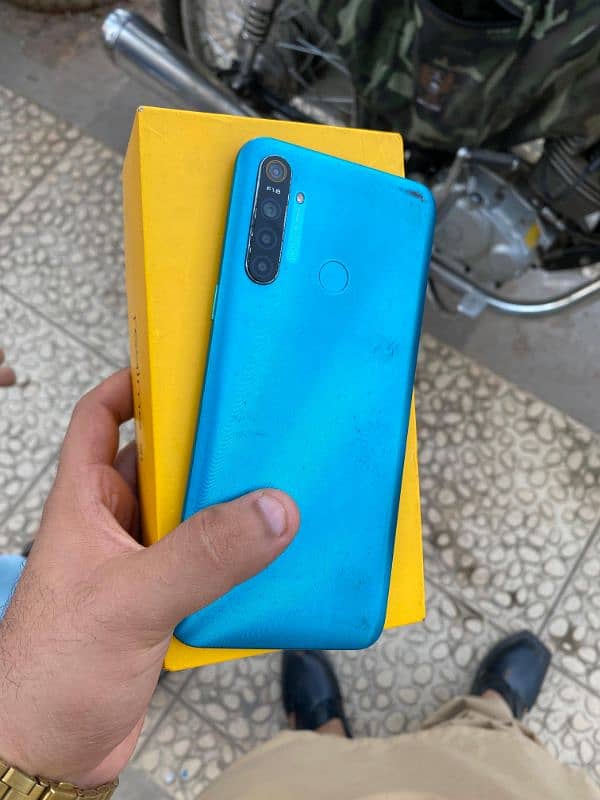 Realme 5i 0