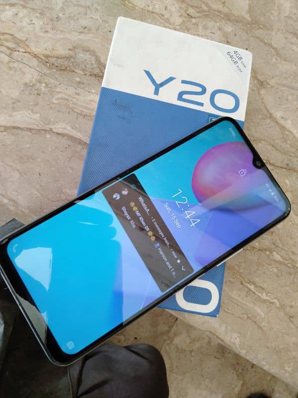 Vivi Y 20 4/64GB 2