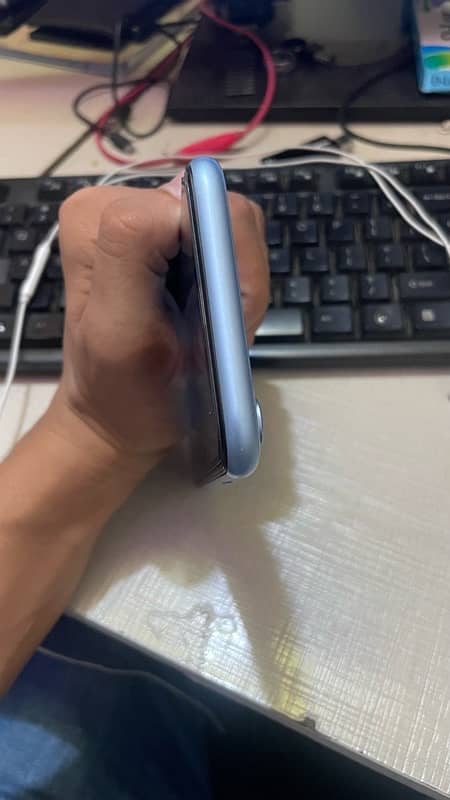 iphone XR Factory unlocked 128 GB 2