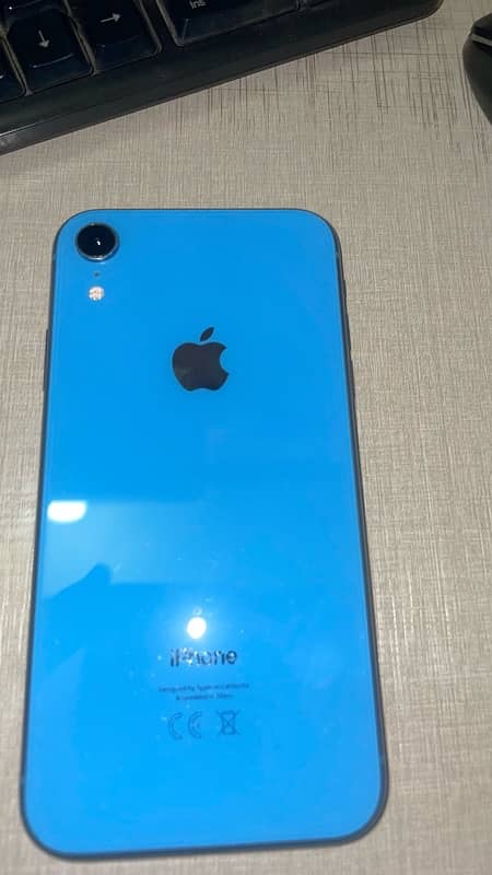 iphone XR Factory unlocked 128 GB 7