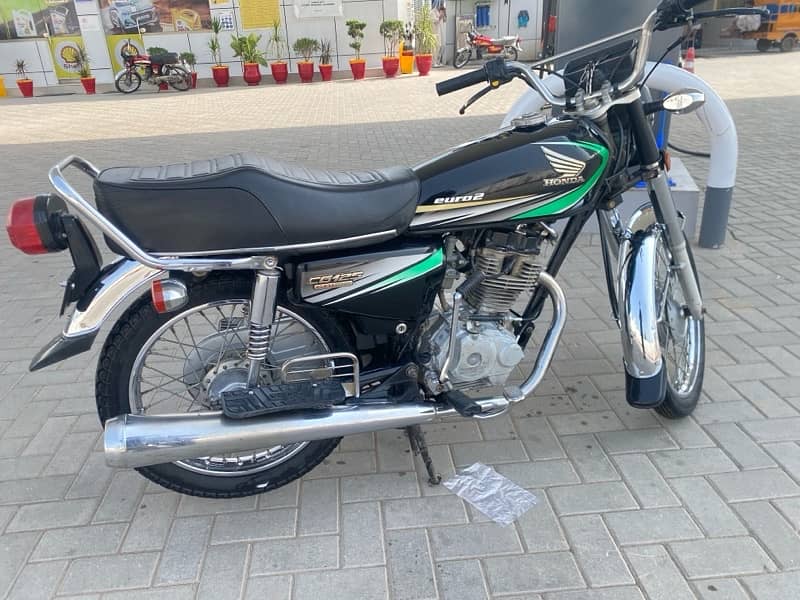 Honda 125cc 2013/14 model All original Best condition 2