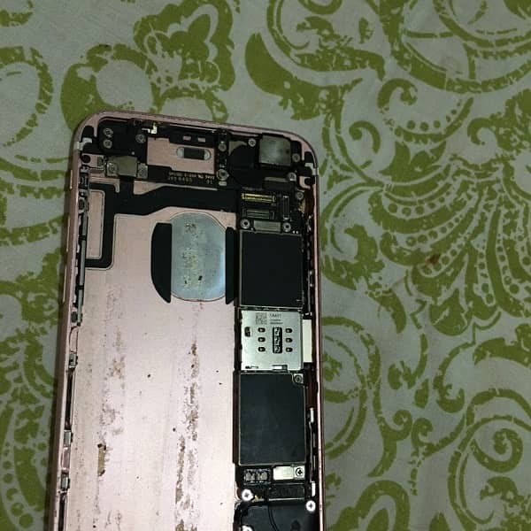 iPhone 6s parts 2