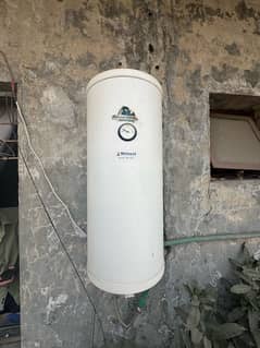 Natural electric gyser 50 litter storage