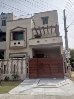 5.5 MARLA CORNER HOUSE IS AVAILABLE FOR SALE IN NESPAK HOUSING SOCIETY PHASE 3 DEFENCE ROAD LAHORE